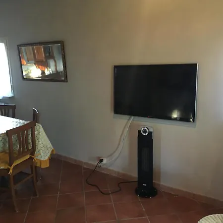 Natural Chalet Sambuco (Rome)